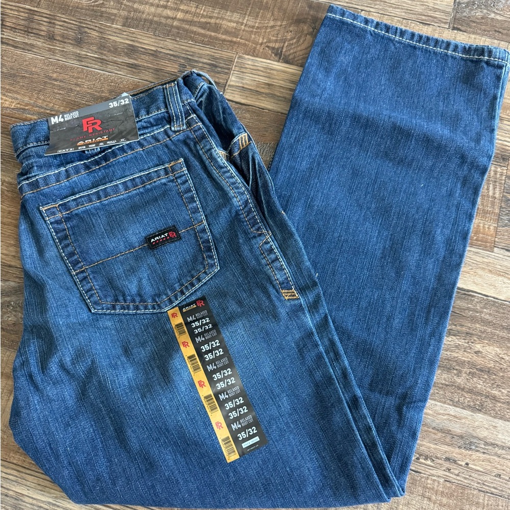 Brand new with tags! Selling cause hubby don’t wear for work anymore.